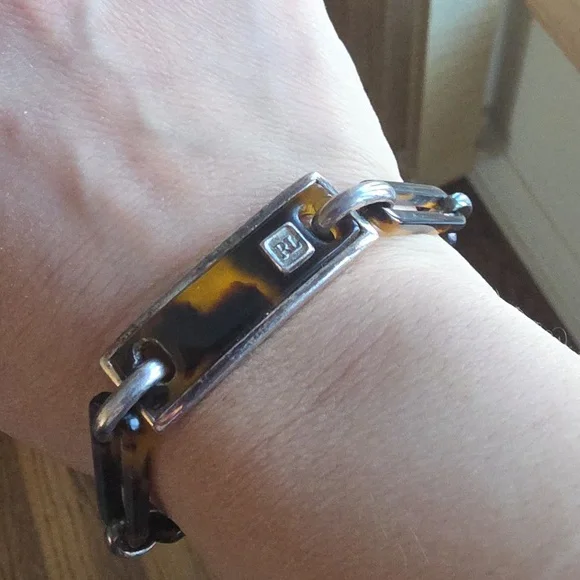 Ralph Lauren Lauren Tortoiseshell Link Toggle Bracelet. - Picture 1 of 6